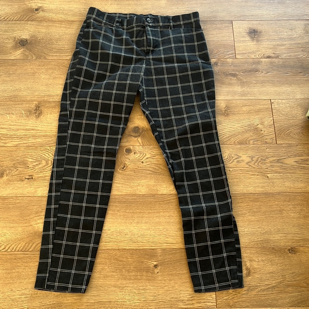 Gap pants size 10r. Checkered pattern.